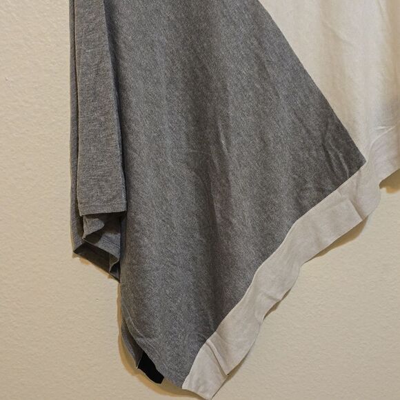 Lululemon Poncho Viscose Cashmere Blend Colorblock White Grey s - Picture 3 of 7